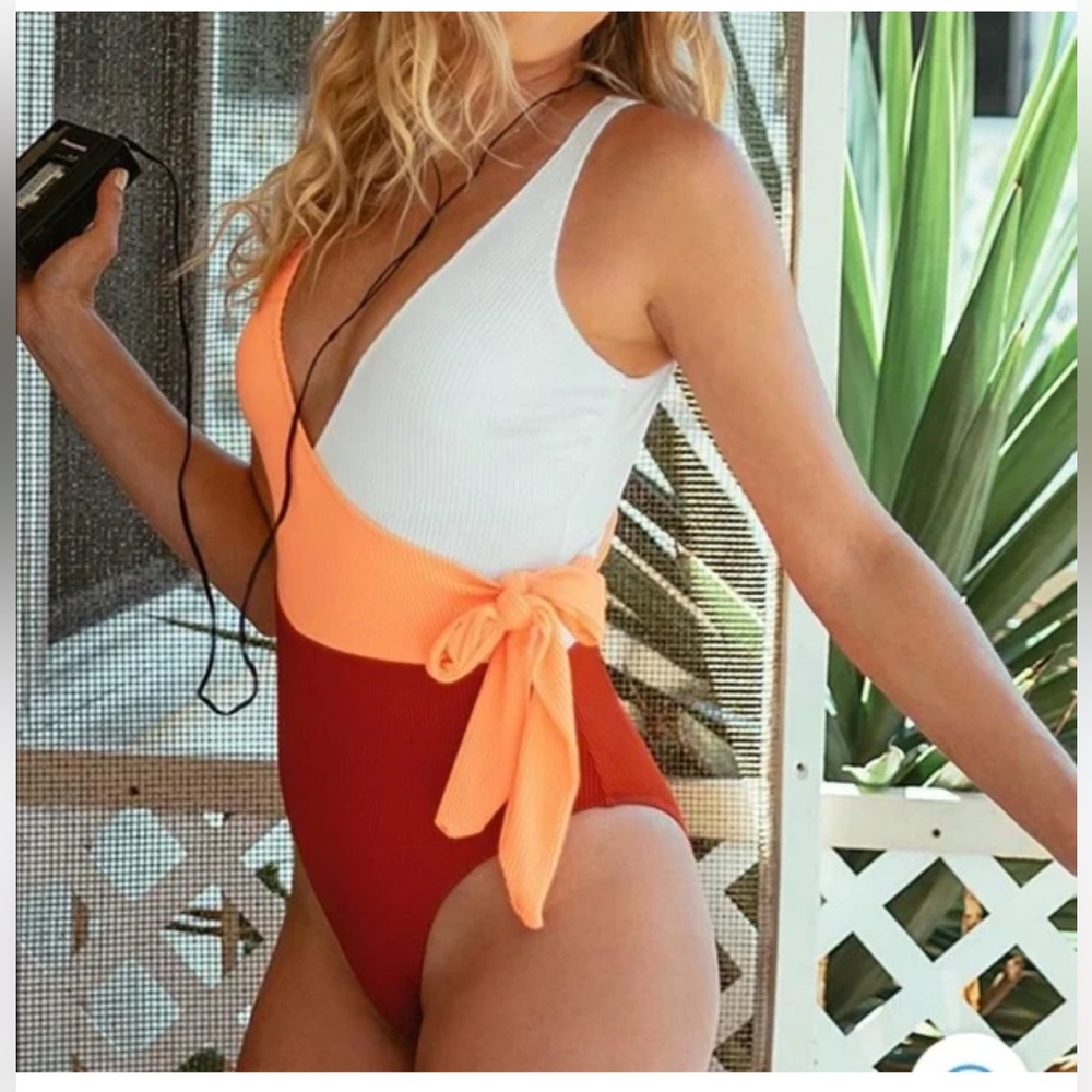 Cupshe wrap one piece swimsuit